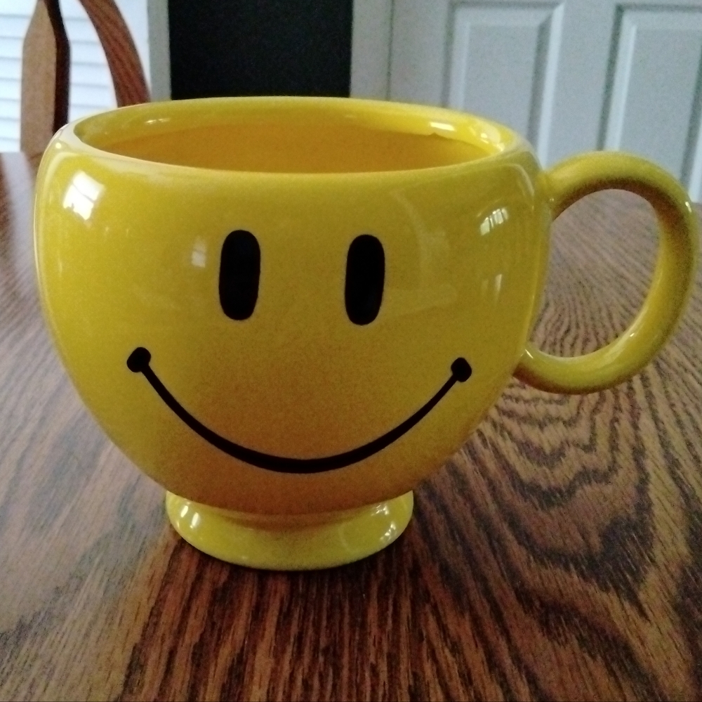 Smiley Face Coffee Mug by Teleflora Vintage 1980's